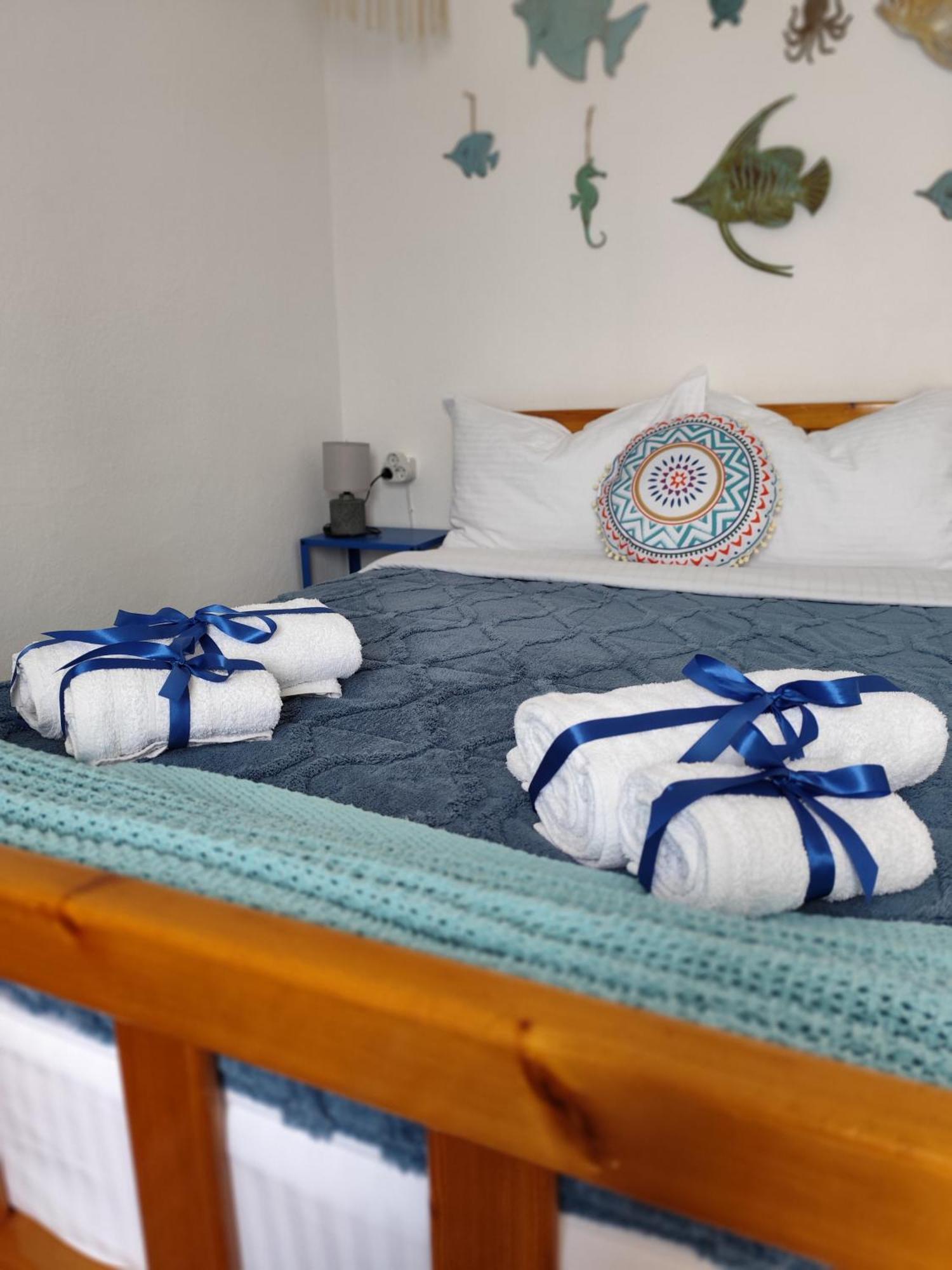 Mana Mia Seaside Apartments เลปโตการายา ภายนอก รูปภาพ