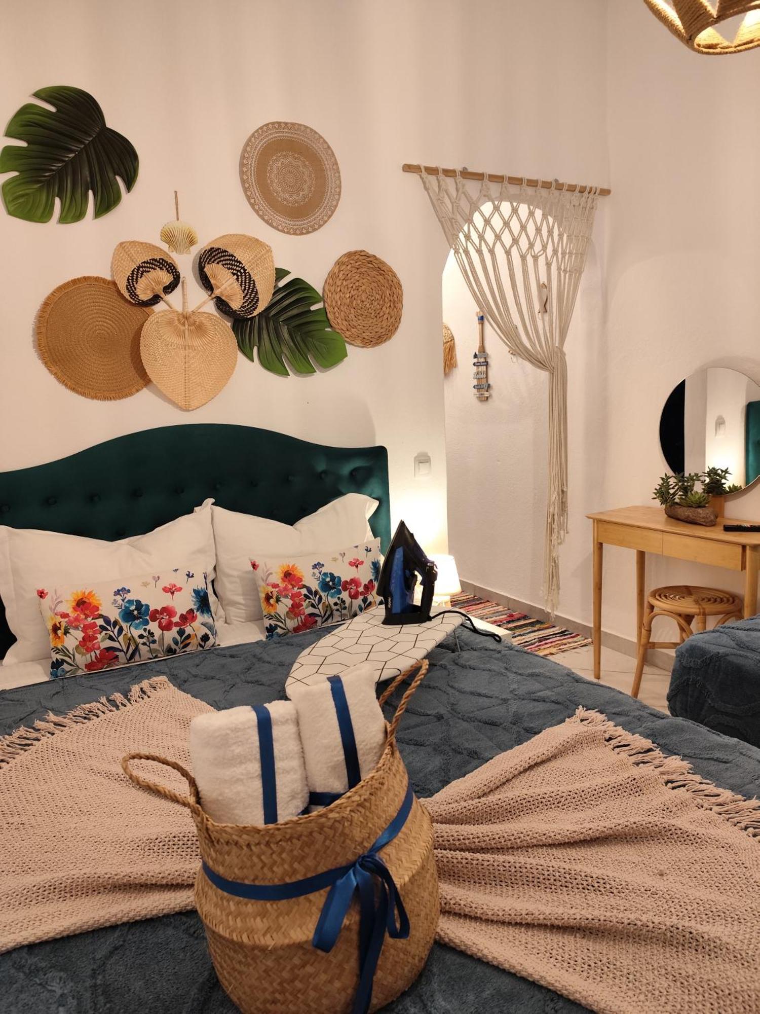 Mana Mia Seaside Apartments เลปโตการายา ภายนอก รูปภาพ