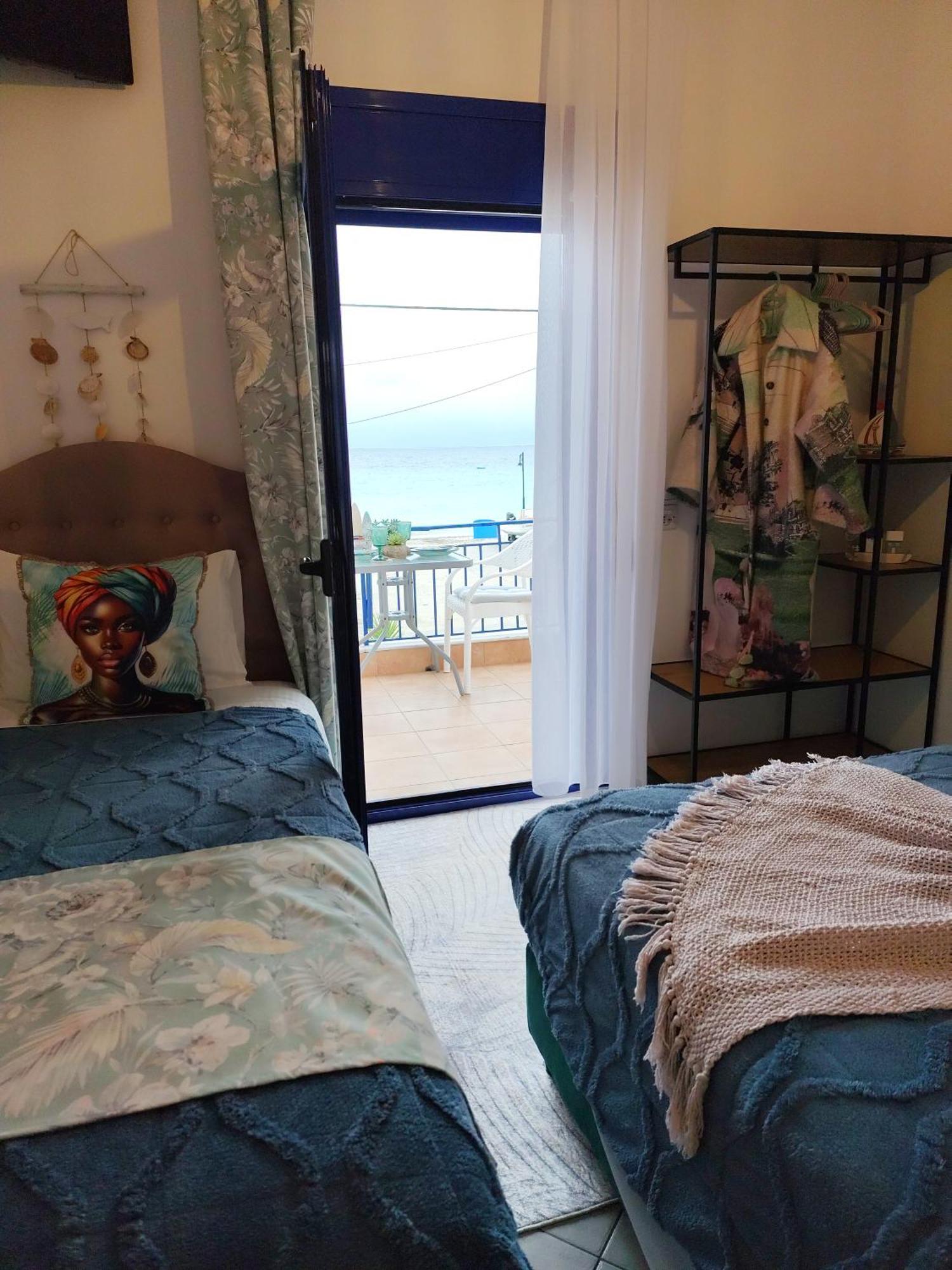 Mana Mia Seaside Apartments เลปโตการายา ภายนอก รูปภาพ